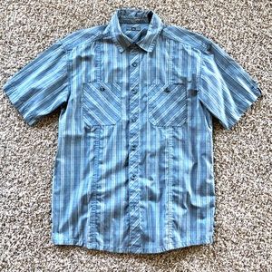 REI collared button up short sleeve shirt